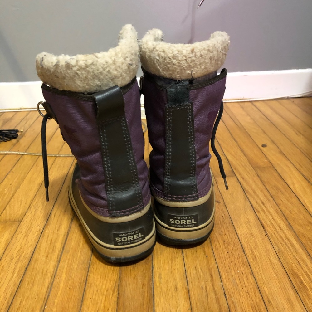 ( 2 for 50$) Sorel boots